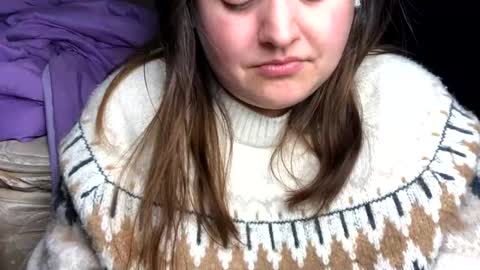 Snapshot of randicandi96 chatting on 24, 11, 2025 randicandi96 online show from 24, 11, 2025