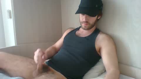 randomguy_42 online show from 10, 5, 2026