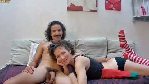 Snapshot of randomshuffle chatting on 21, 12, 2024 MR DJ Randomshuffle friends playing with sexual energy live - OMG we are back online show from 21, 12, 2024