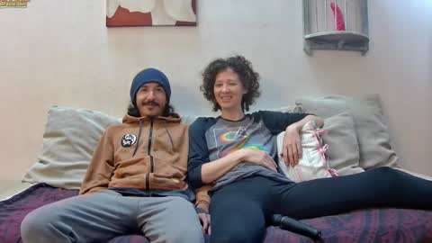 Snapshot of randomshuffle chatting on 1, 2, 2025 MR DJ Randomshuffle friends playing with sexual energy live - OMG we are back online show from 1, 2, 2025