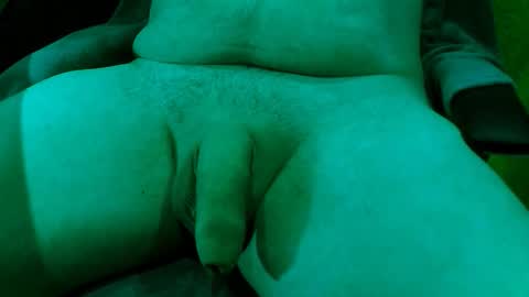 Snapshot of rapaces49 chatting on 25, 10, 2025 Raptor online show from 25, 10, 2025