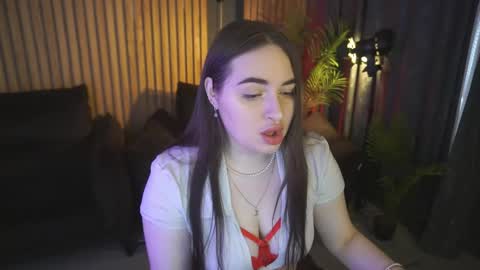 Snapshot of rapunzelangel chatting on 3, 6, 2026 rapunzelangel online show from 3, 6, 2026