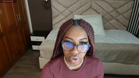 Raquel online show from 23, 1, 2025