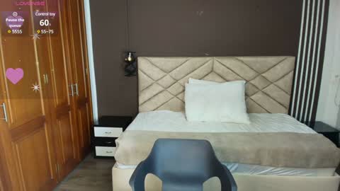 Raquel online show from 3, 2, 2025