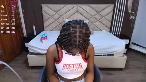 Raquel online show from 1, 12, 2025