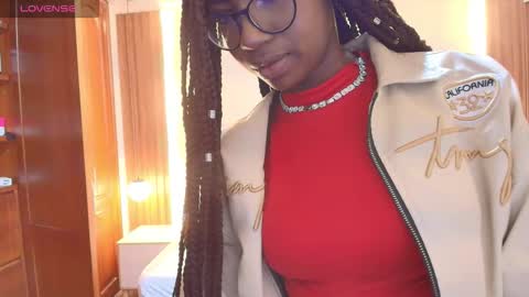 Raquel online show from 12, 3, 2026