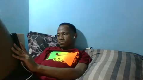 Snapshot of rasoelysca chatting on 6, 4, 2026 rasoelysca online show from 6, 4, 2026