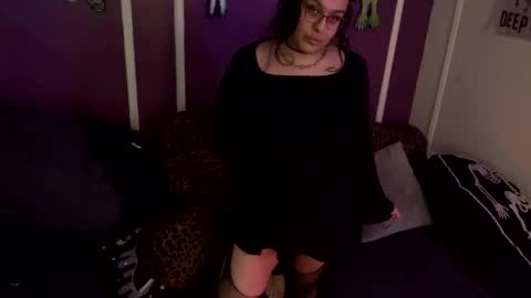 Rattlesnake Bitch 666 online show from 11, 11, 2025