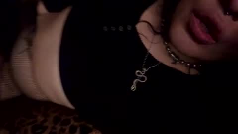 Snapshot of rattlesnakebitch chatting on 2, 5, 2026 Rattlesnake Bitch 666 online show from 2, 5, 2026