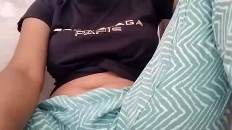 Snapshot of rava_sexy chatting on 27, 9, 2025 rava_sexy online show from 27, 9, 2025