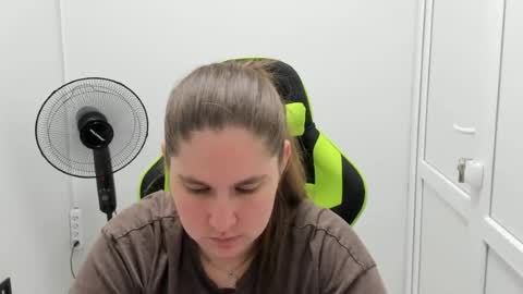 Snapshot of ravenncloud chatting on 2, 8, 2026 Raven online show from 2, 8, 2026