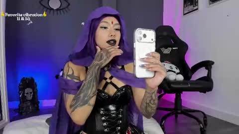 Raven Witch online show from 20, 6, 2026