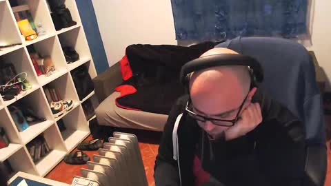 ravingr3d3 online show from 20, 2, 2025