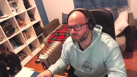 ravingr3d3 online show from 10, 3, 2025