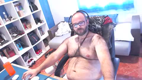 ravingr3d3 online show from 6, 10, 2025