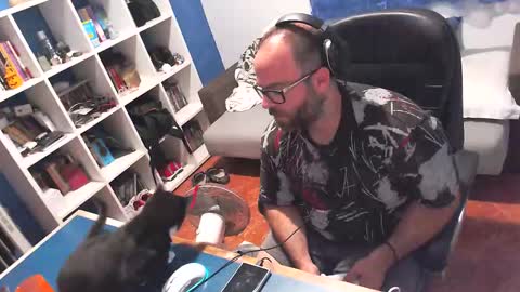 ravingr3d3 online show from 6, 10, 2025