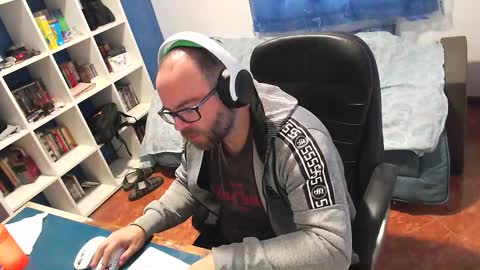 ravingr3d3 online show from 12, 1, 2026