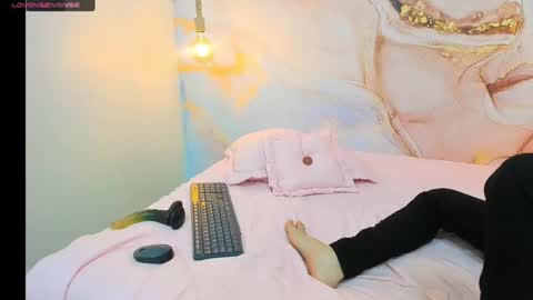 Snapshot of ravingxxmads chatting on 16, 1, 2025 kata online show from 16, 1, 2025