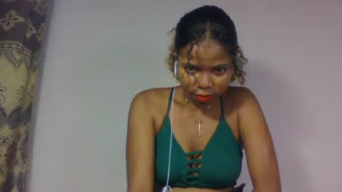 Snapshot of ravomamy chatting on 5, 11, 2025 ravomamy online show from 5, 11, 2025