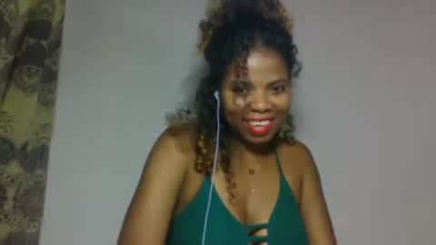Snapshot of ravomamy chatting on 5, 11, 2025 ravomamy online show from 5, 11, 2025