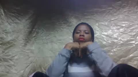 Snapshot of ravomamy chatting on 23, 11, 2025 ravomamy online show from 23, 11, 2025