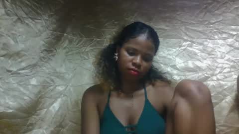 Snapshot of ravomamy chatting on 28, 11, 2025 ravomamy online show from 28, 11, 2025