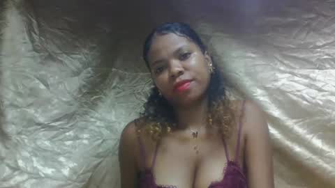 Snapshot of ravomamy chatting on 30, 11, 2025 ravomamy online show from 30, 11, 2025