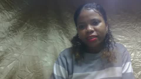 Snapshot of ravomamy chatting on 1, 12, 2025 ravomamy online show from 1, 12, 2025