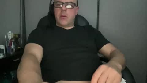 ray_fucks323 online show from 26, 3, 2026