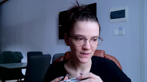 Ray-Ray online show from 14, 12, 2025