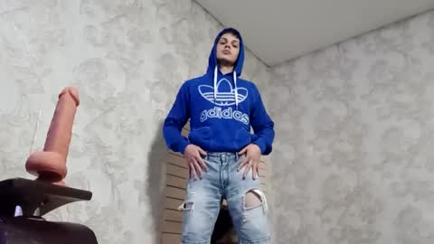 Snapshot of raymartino chatting on 21, 2, 2025 RayMartino online show from 21, 2, 2025