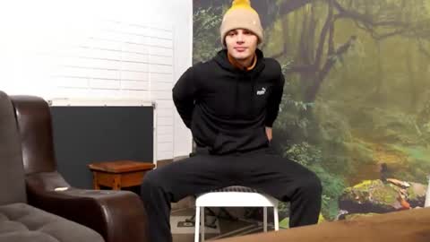 Snapshot of raymartino chatting on 5, 12, 2025 RayMartino online show from 5, 12, 2025