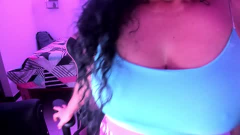 Danna online show from 13, 11, 2025