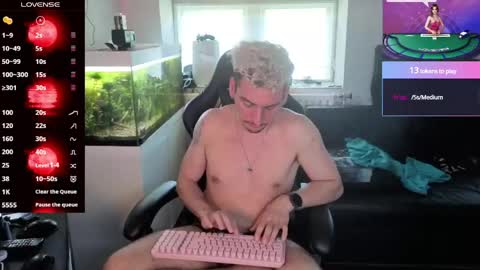 Rayzel White online show from 5, 6, 2026