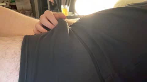 Snapshot of rbnaustiiin chatting on 8, 1, 2025 rbnaustiiin online show from 8, 1, 2025