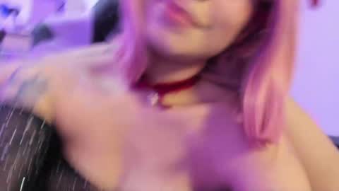 Snapshot of rea_winry chatting on 18, 2, 2025 Rea online show from 18, 2, 2025