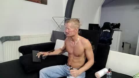 Ask me online show from 6, 12, 2024