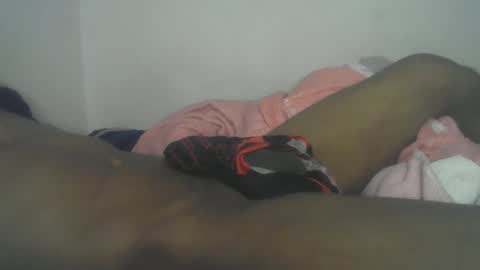 Snapshot of realmenol24k chatting on 18, 5, 2026 SexyFlacko online show from 18, 5, 2026