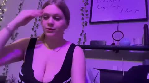 Preston  Stella online show from 9, 1, 2025