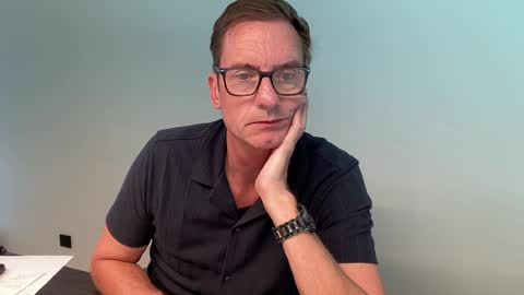 realstuff_ online show from 17, 6, 2026