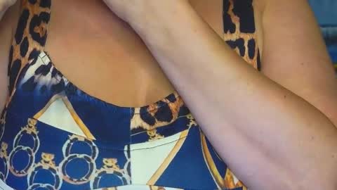 Im a little sick. Ill be back soon. online show from 27, 9, 2025