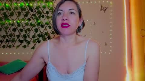 Rebbeca online show from 9, 11, 2025