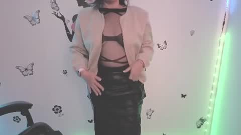 Snapshot of rebbeca09 chatting on 10, 6, 2026 Rebbeca online show from 10, 6, 2026
