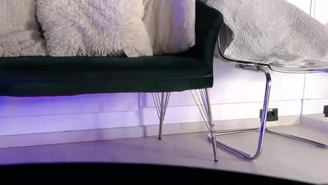 rebbeccaray online show from 13, 1, 2026