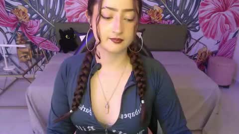 Snapshot of rebeca_dreams chatting on 24, 7, 2026 Rebeca dreams online show from 24, 7, 2026