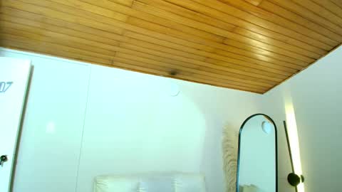 Rebeca Williams online show from 27, 2, 2025