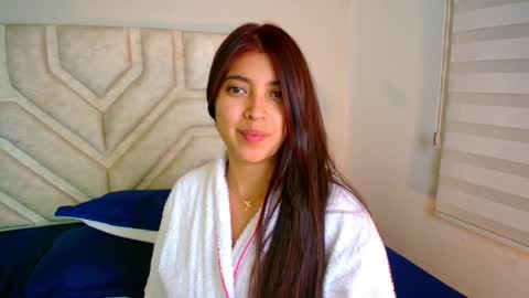 Rebeca Williams online show from 5, 3, 2025