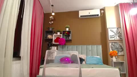 Snapshot of rebecablackx chatting on 28, 2, 2025 rebecablackx online show from 28, 2, 2025