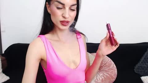 rebecamur online show from 12, 5, 2026