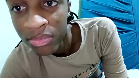 Snapshot of rebecca23278 chatting on 24, 5, 2026 Tu mami Rebecca online show from 24, 5, 2026